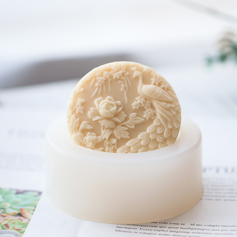 Soap Making Lye - قالب صابون من السيليكون بنمط زهرة