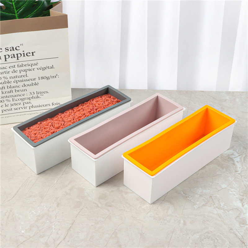 صندوق بلاستيكي + قالب صابون دا - مراجعة Soap Mold Silicone Loaf وسعره